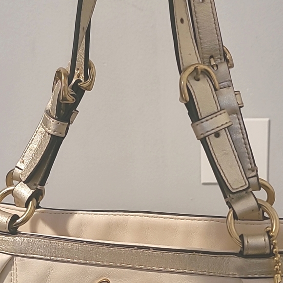 Coach Gallery Cream Metallic Soft Gold Leather Shoulder Bag Purse Tote Timeless - Picture 6 of 16